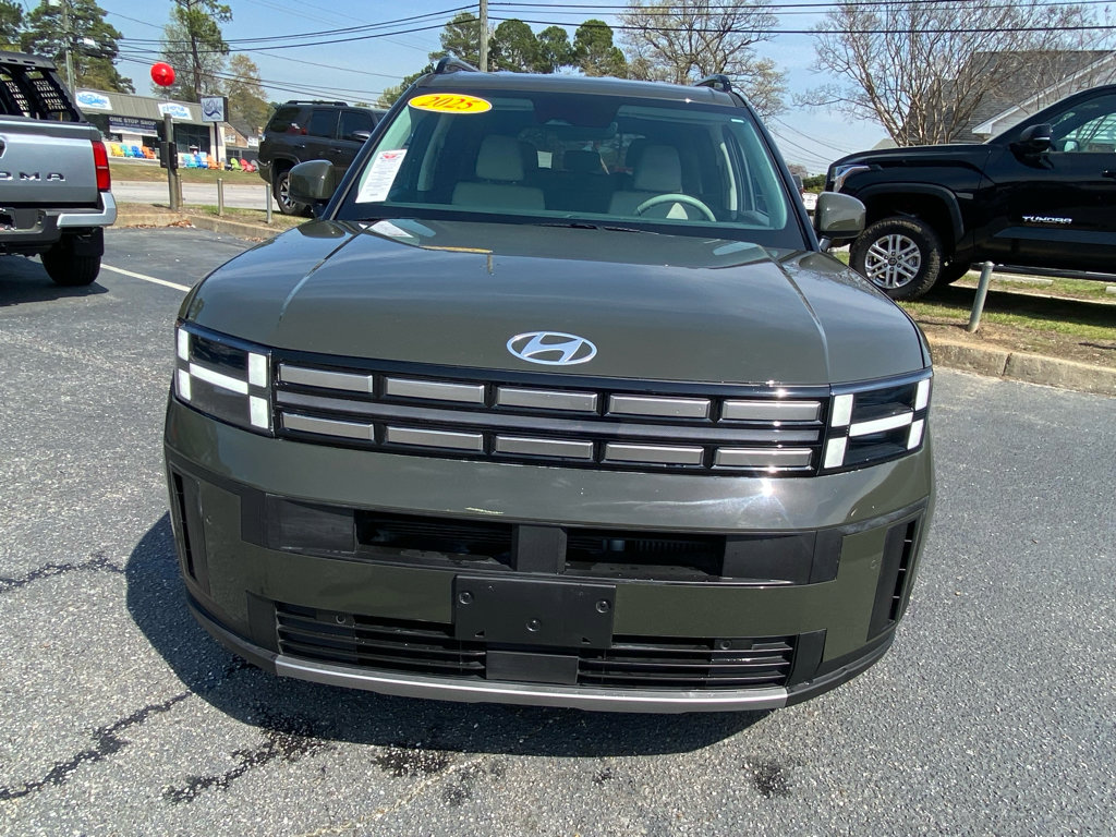Used 2025 Hyundai Santa Fe SEL w/ Tow & Go Package image 12
