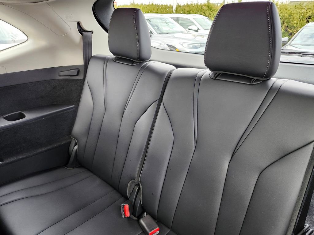 Used 2024 Acura MDX SH-AWD w/ Technology Package image 11