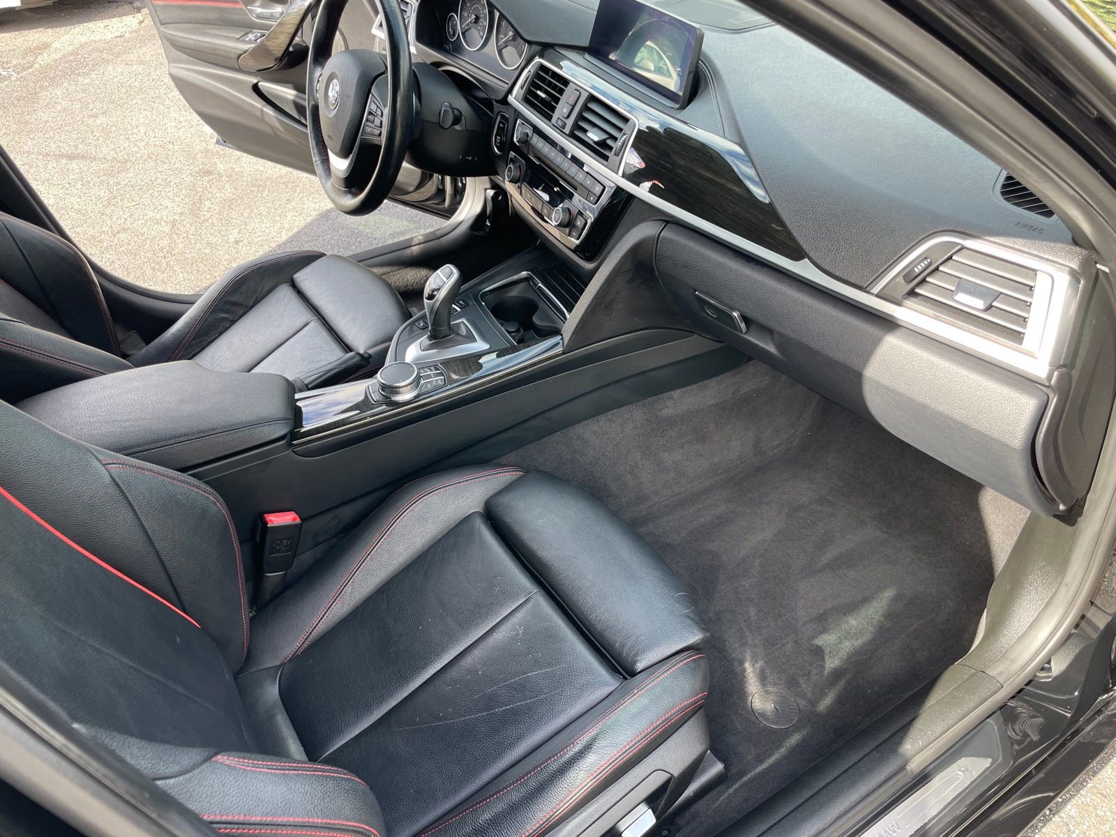 Used 2018 BMW 330i xDrive Sedan image 14