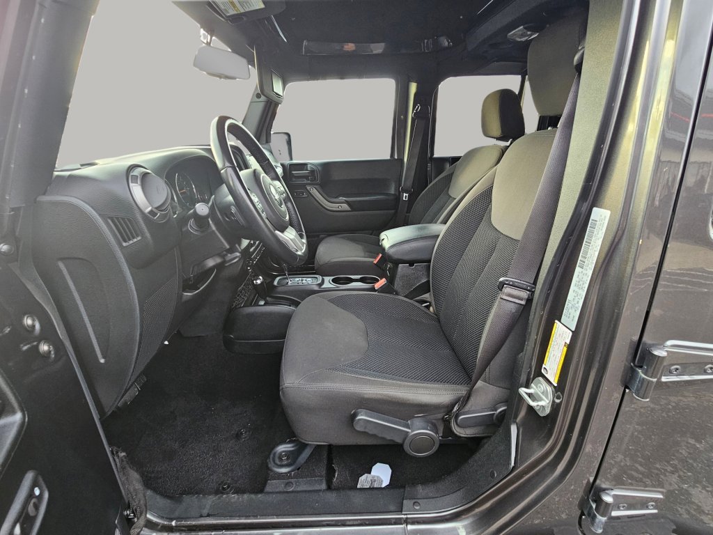 Used 2017 Jeep Wrangler Unlimited Sport image 25