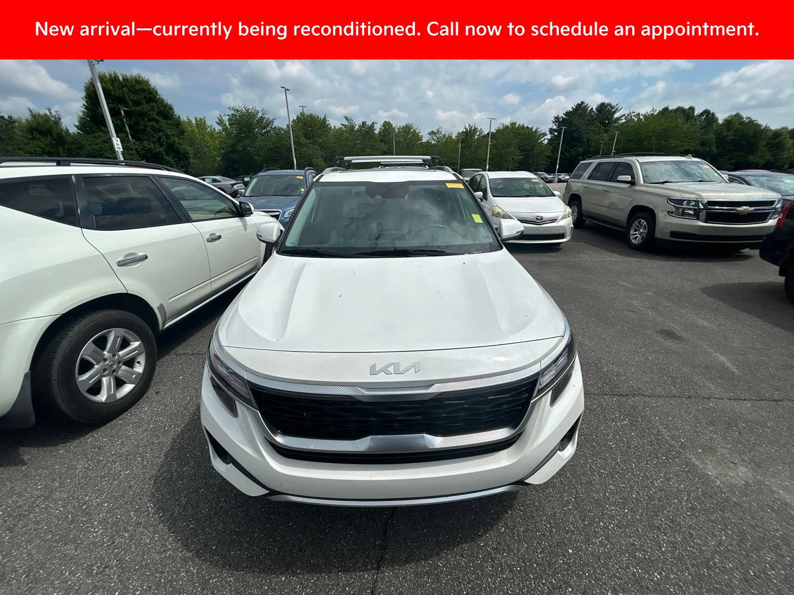 Used 2023 Kia Seltos EX AWD/4WD image 2