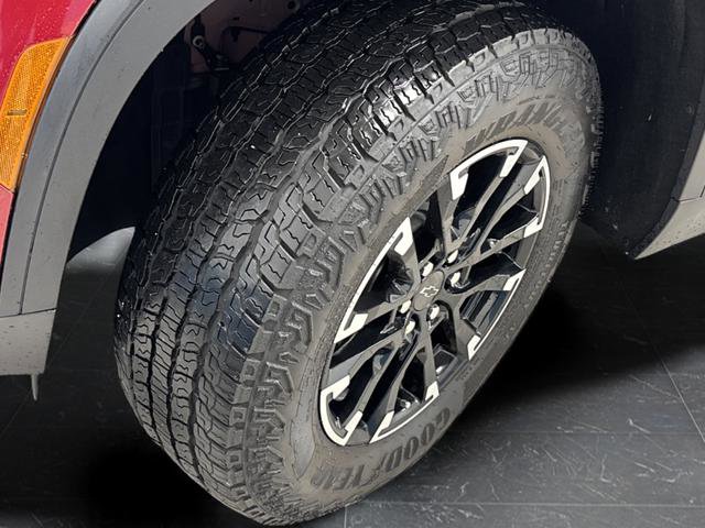 Used 2024 Chevrolet Traverse Z71 w/ Enhanced Driving Package image 38