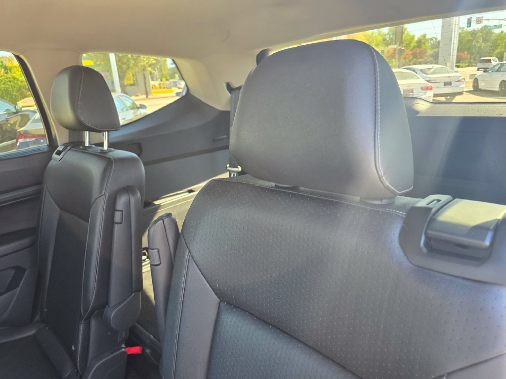 Used 2019 Volkswagen Atlas SE w/ Towing Package FWD image 17