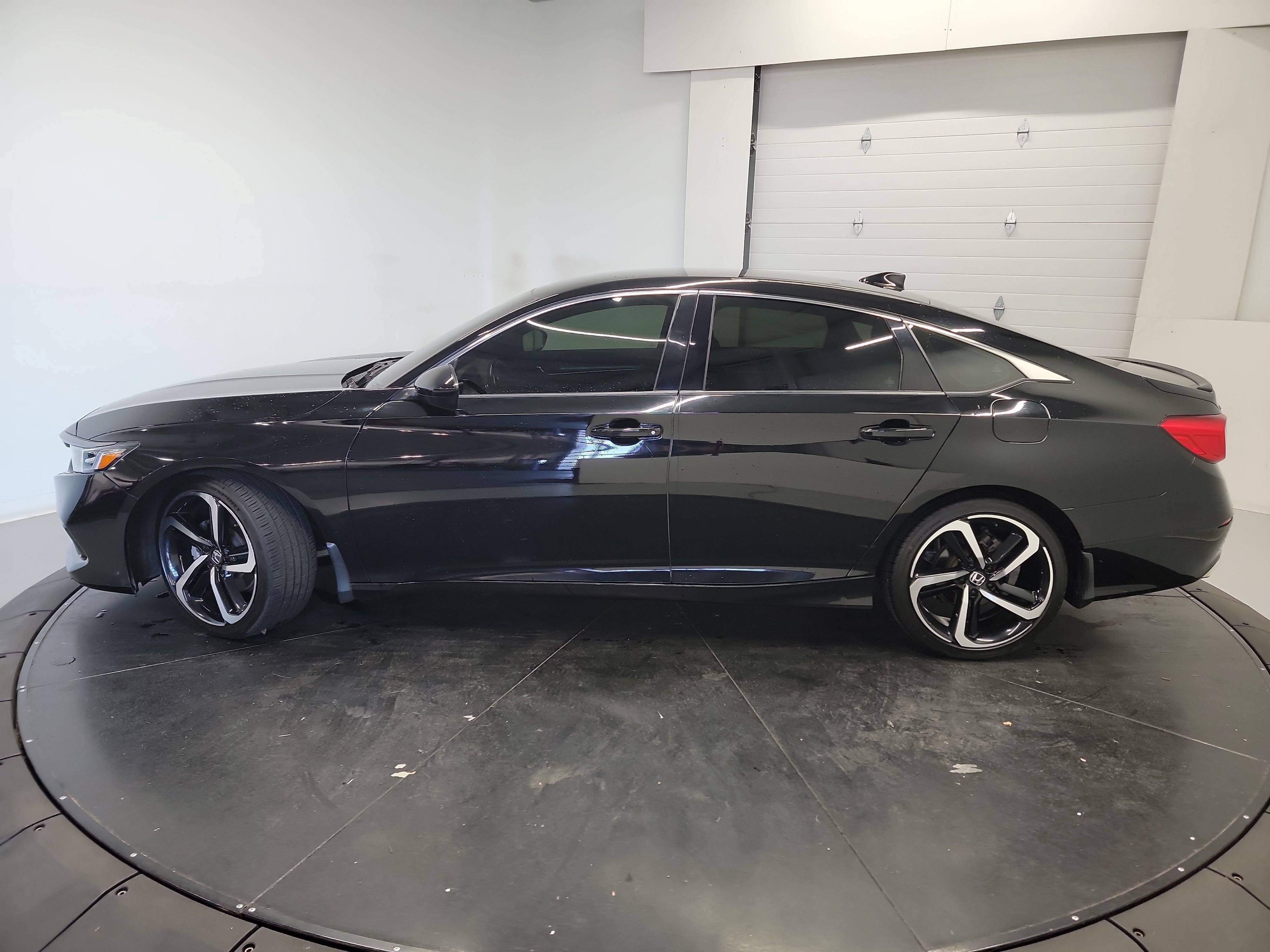 Used 2022 Honda Accord Sport image 5