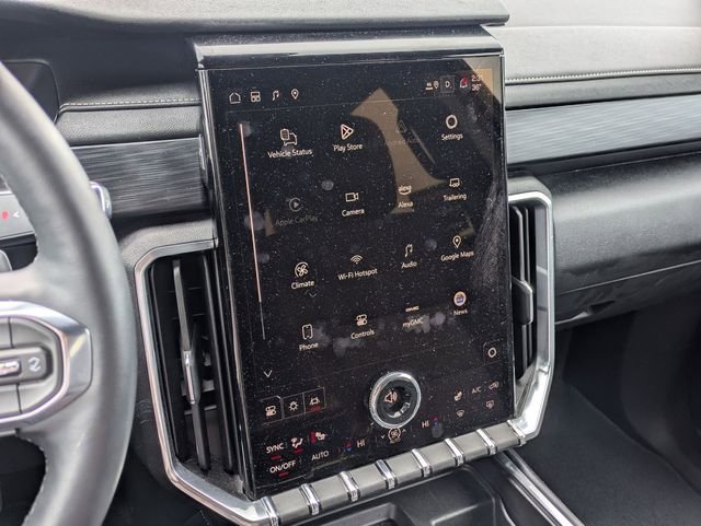 Used 2025 GMC Acadia Elevation image 20