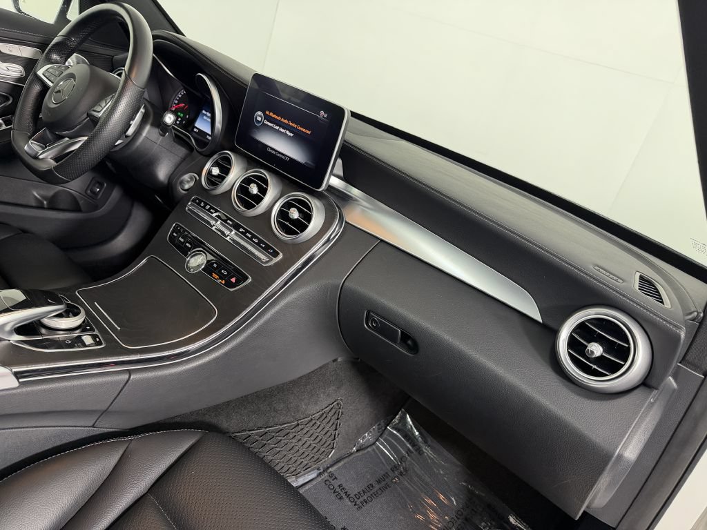 Used 2015 Mercedes-Benz C 300 4MATIC Sedan image 24