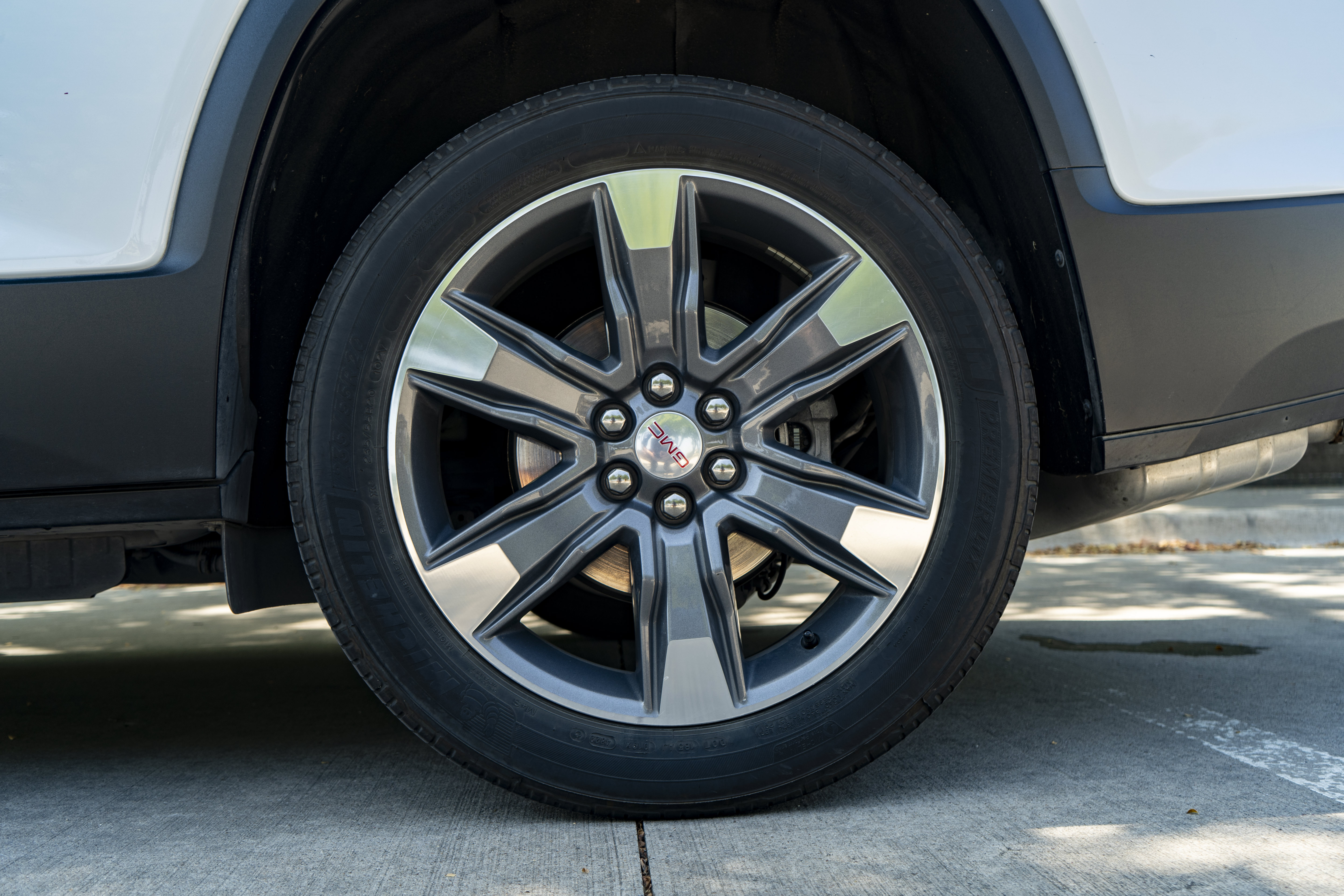Used 2018 GMC Acadia SLT FWD image 15