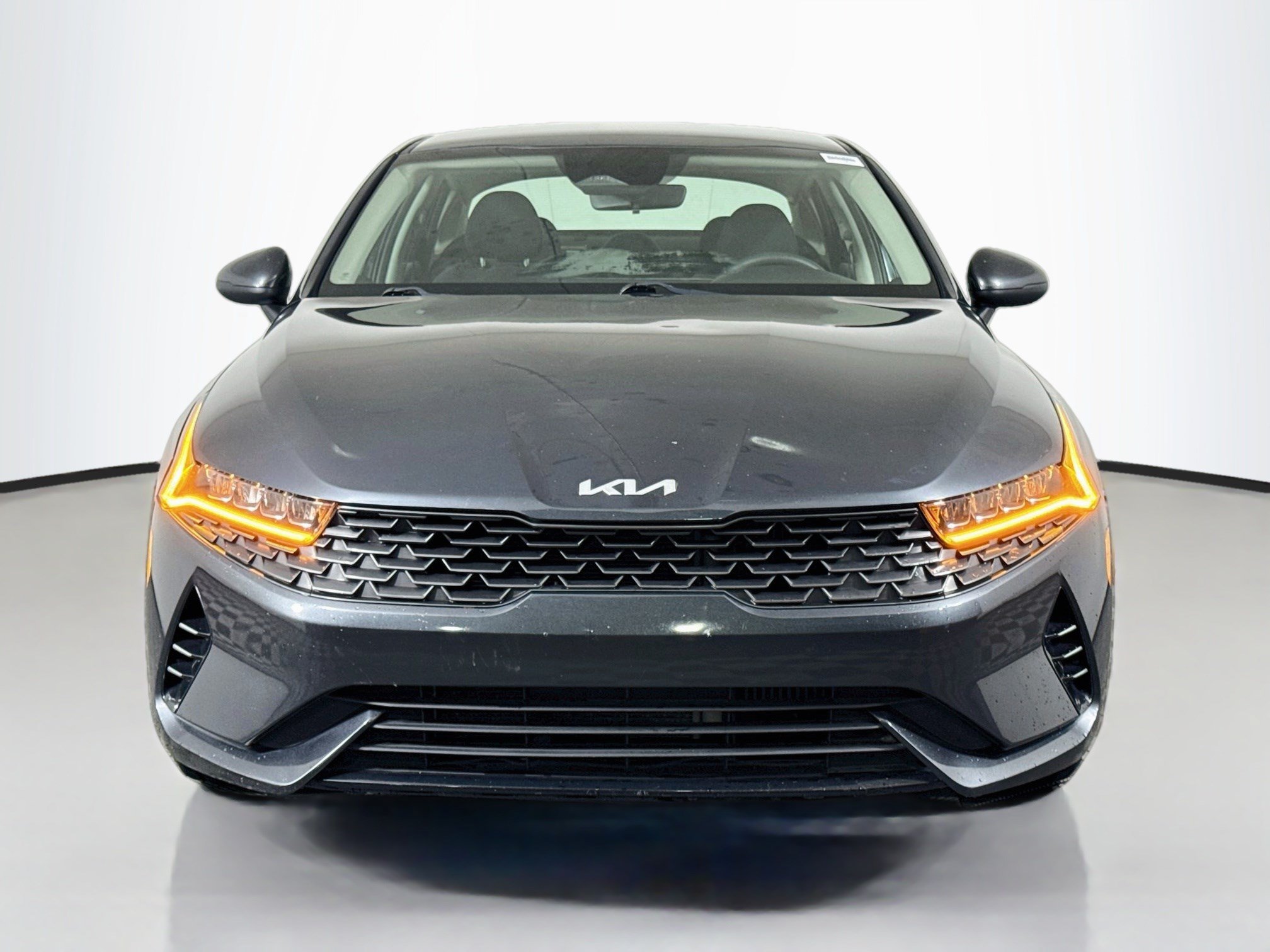 Used 2022 Kia K5 LXS FWD image 2