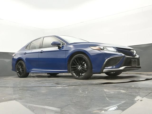 Used 2024 Toyota Camry XSE FWD image 9