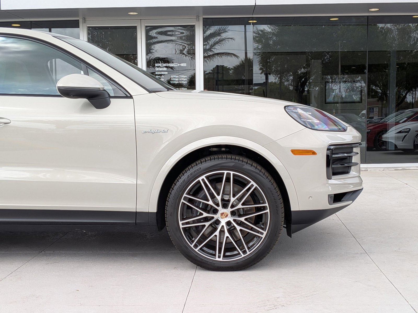 Used 2026 Porsche Cayenne E-Hybrid image 11