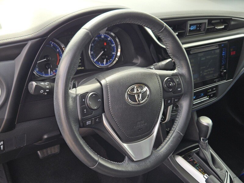 Used 2018 Toyota Corolla XSE w/ Carpet Mat Package (TMS) FWD image 20