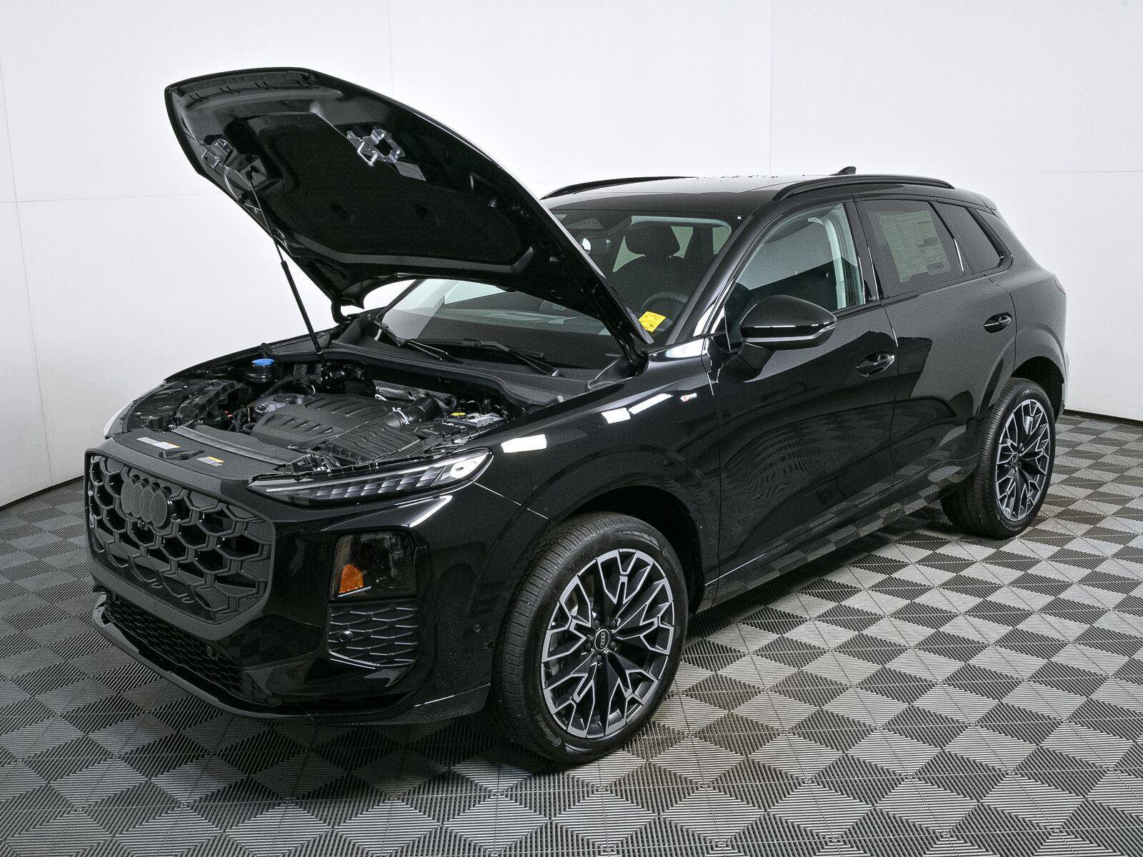 New 2026 Audi Q3 quattro 2.0T AWD/4WD image 35
