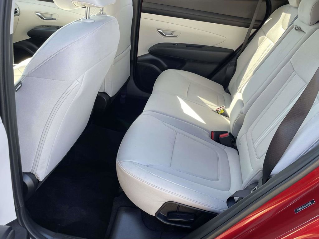 Certified 2025 Hyundai Tucson SEL image 10