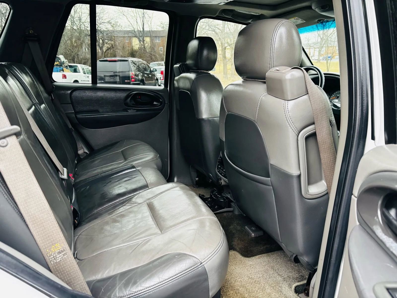 Used 2004 Chevrolet TrailBlazer LT w/ LT Preferred Equipment Group image 10