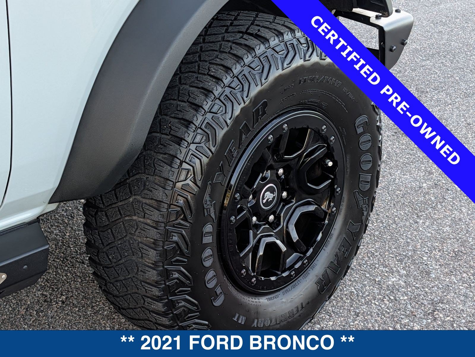 Certified 2021 Ford Bronco First Edition AWD/4WD image 13