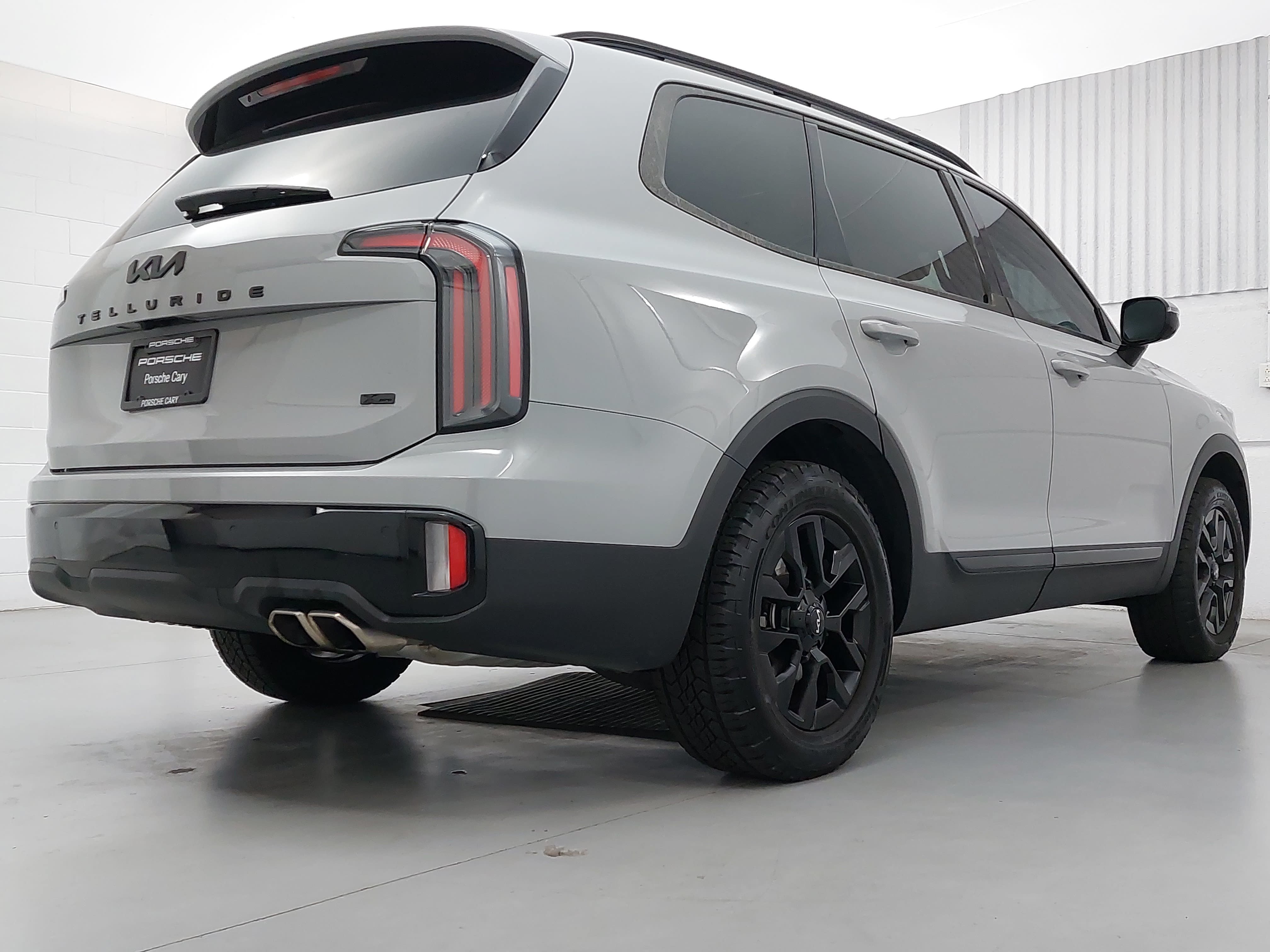 Used 2024 Kia Telluride SX Prestige X-Pro AWD/4WD image 7