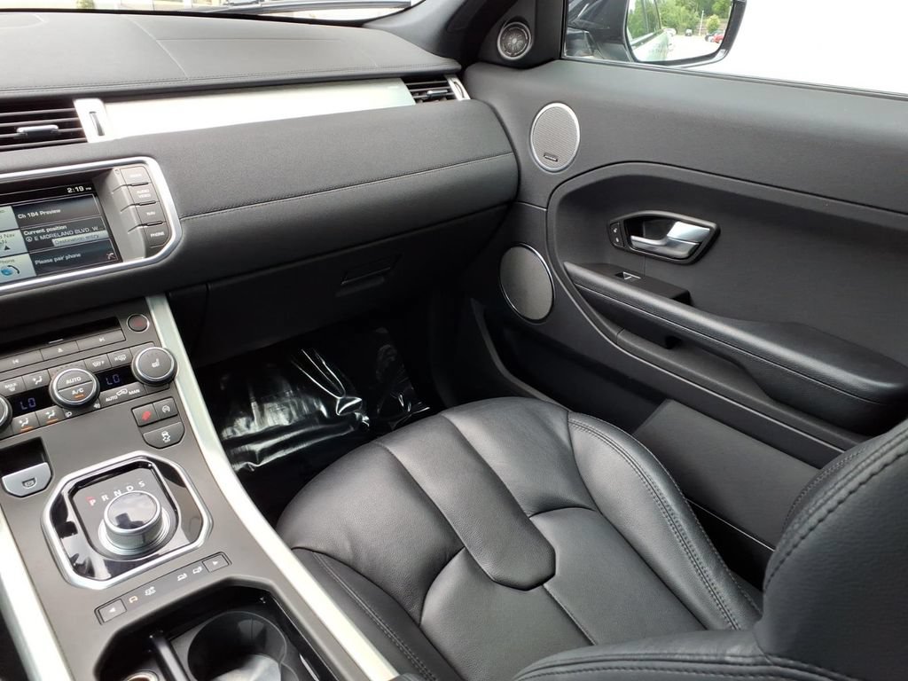 Used 2015 Land Rover Range Rover Evoque Pure Plus AWD/4WD image 19