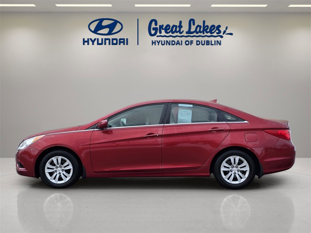 Used 2012 Hyundai Sonata GLS image 2