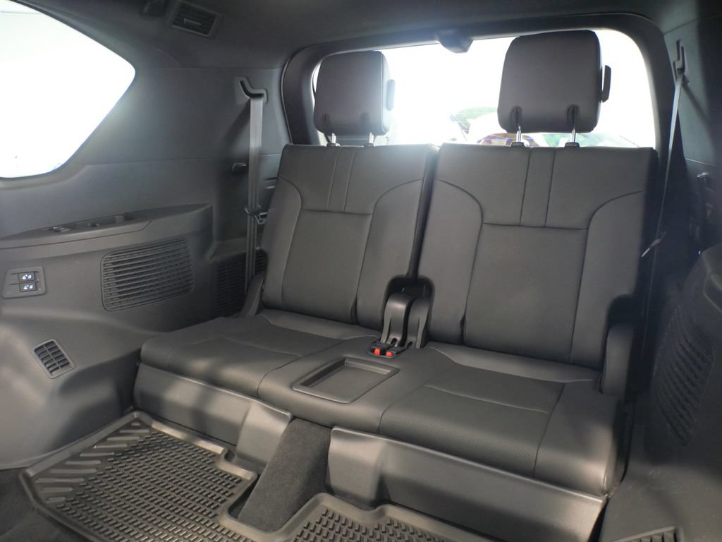 Certified 2025 Lexus LX 700h Overtrail AWD/4WD image 29