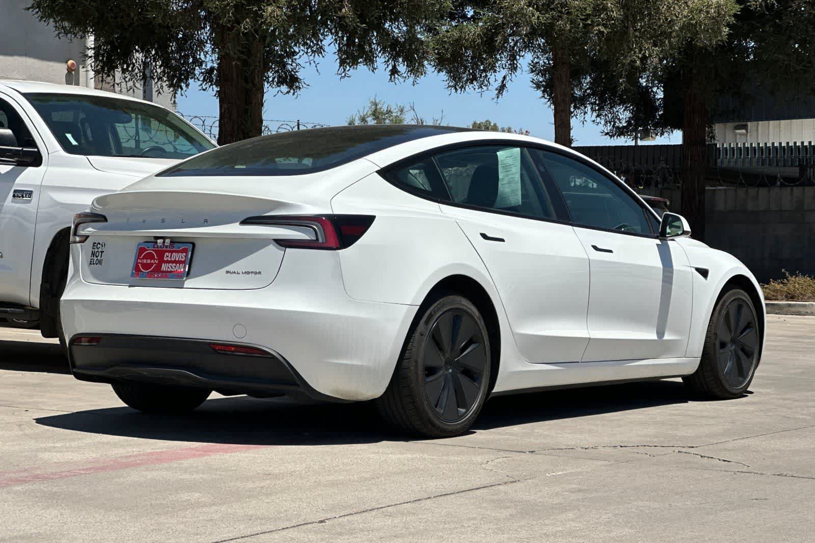 Used 2024 Tesla Model 3 Long Range AWD/4WD image 3