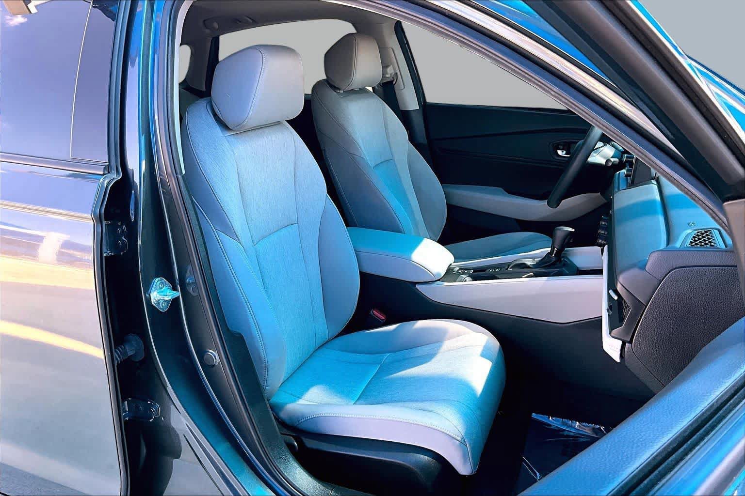 Used 2024 Honda Accord EX image 9