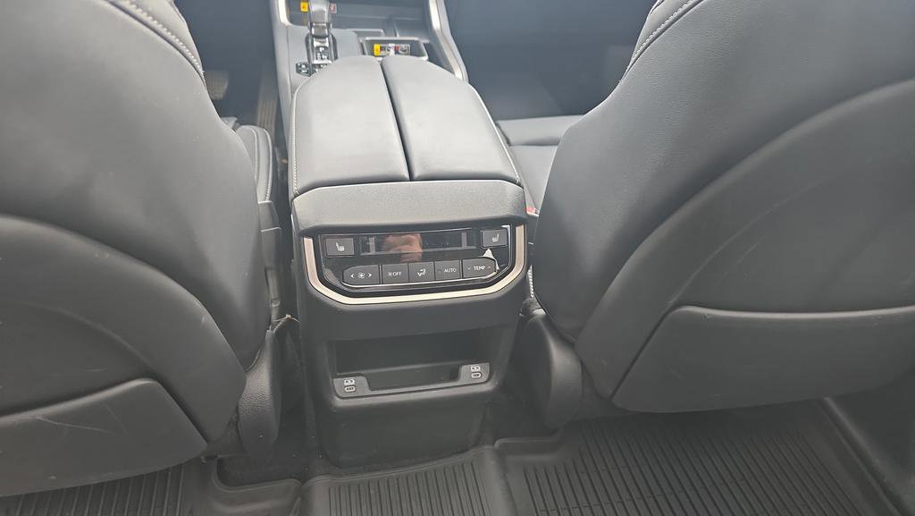 Used 2024 Lexus TX 350 AWD w/ Technology Package image 11