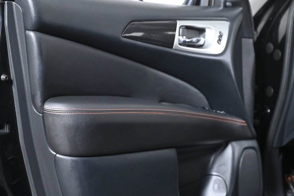 Used 2019 Nissan Pathfinder SL image 34