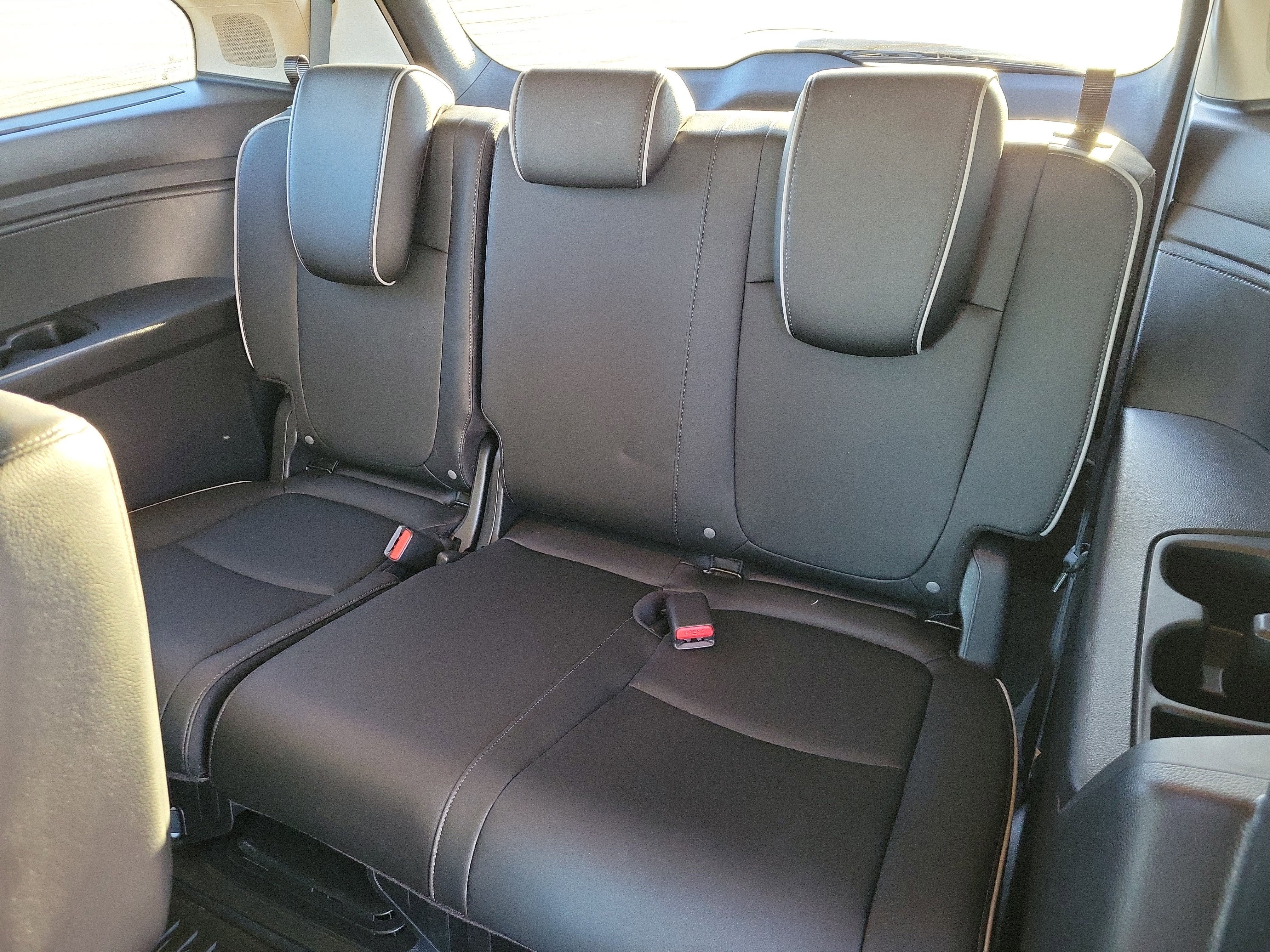 Used 2025 Honda Odyssey Elite image 17