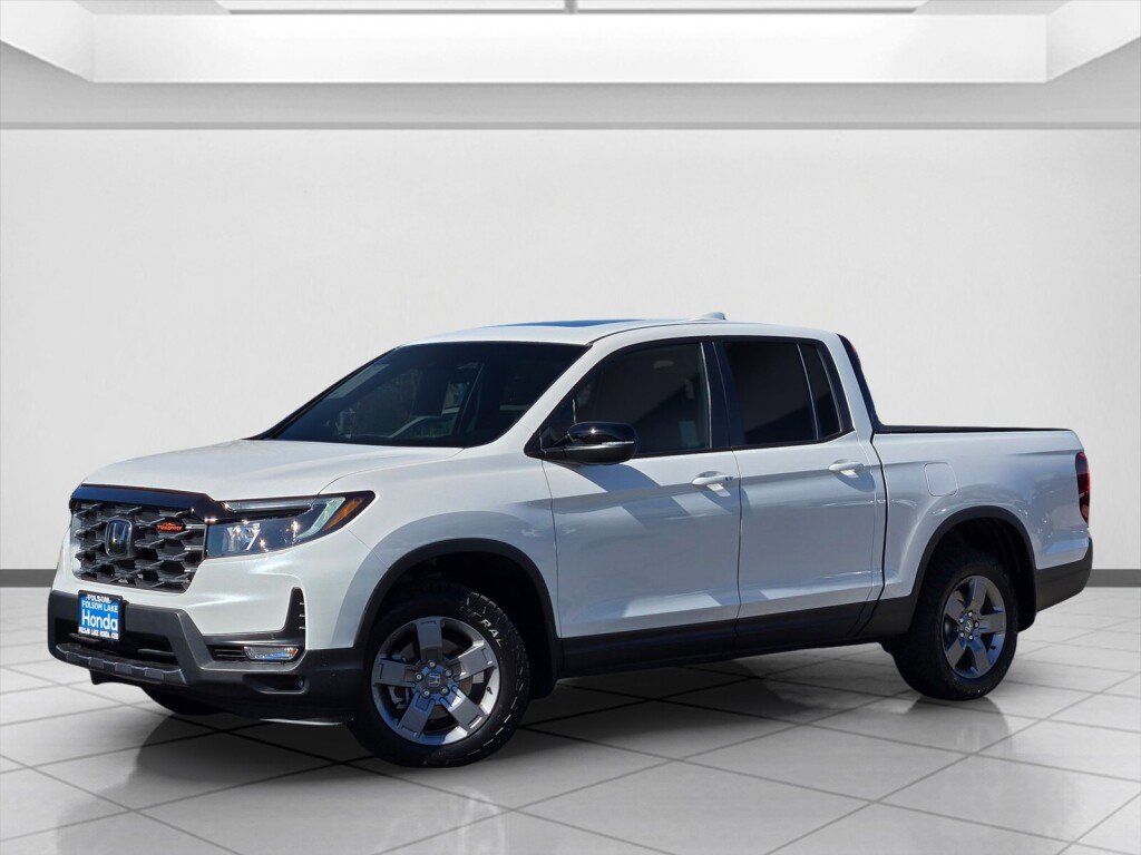 Used 2025 Honda Ridgeline TrailSport image 9