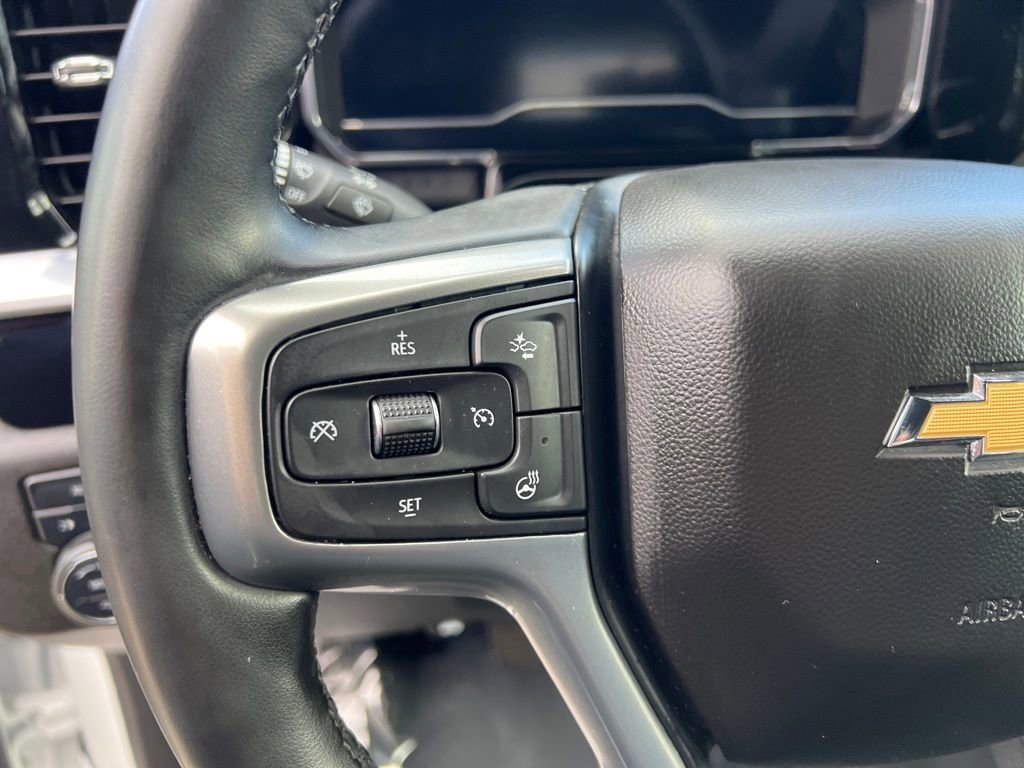 Used 2023 Chevrolet Silverado 1500 LT image 18