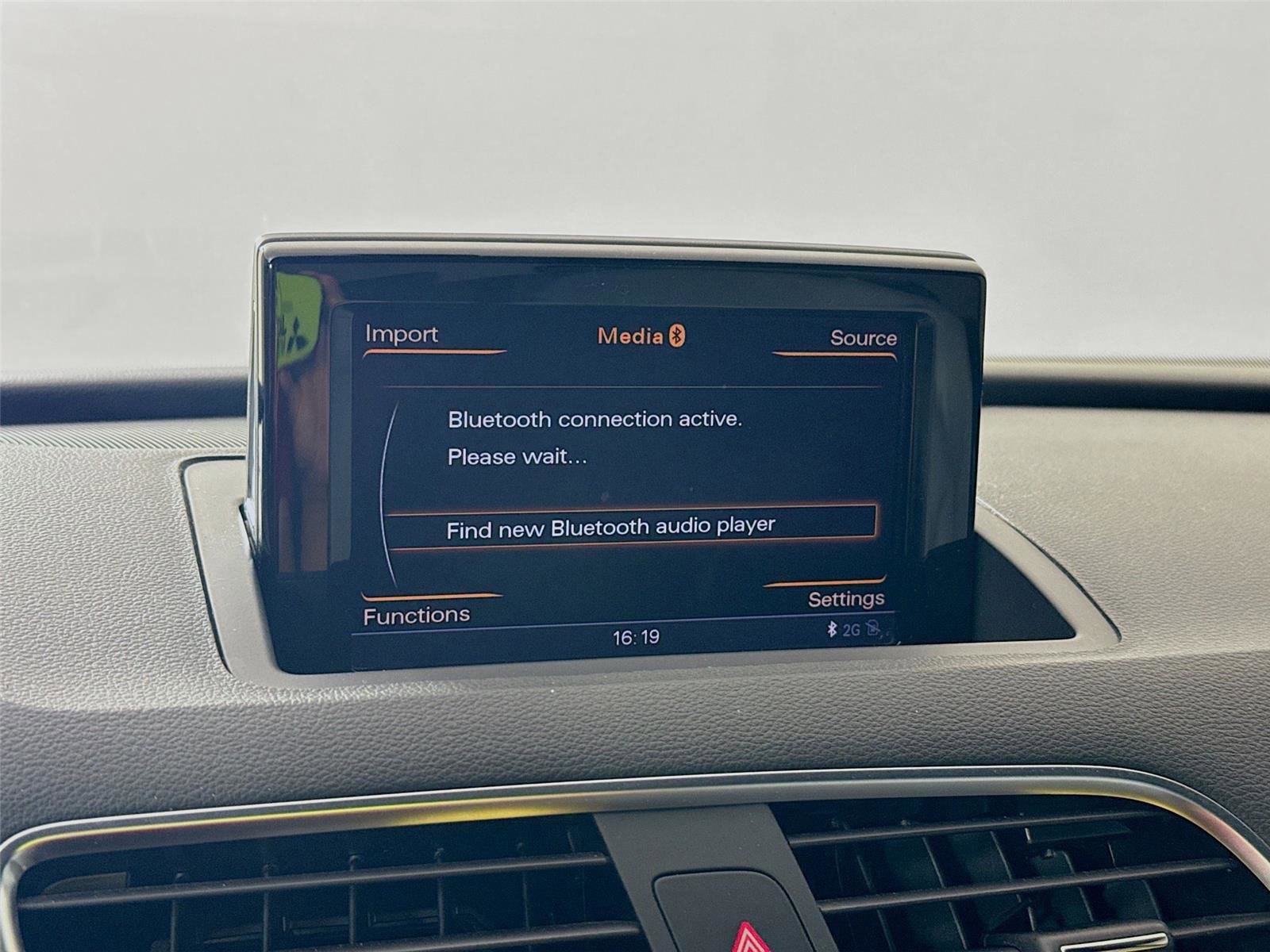 Used 2018 Audi Q3 2.0T Premium Plus w/ Premium Plus Package image 8