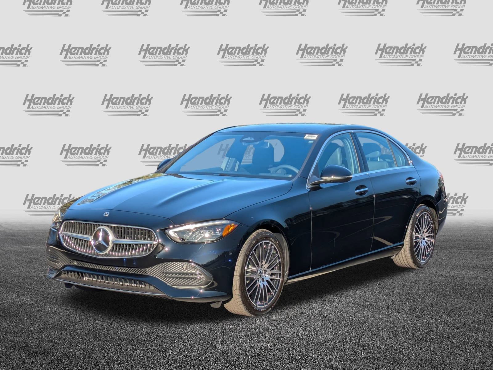 Used 2025 Mercedes-Benz C 300 4MATIC Sedan image 5