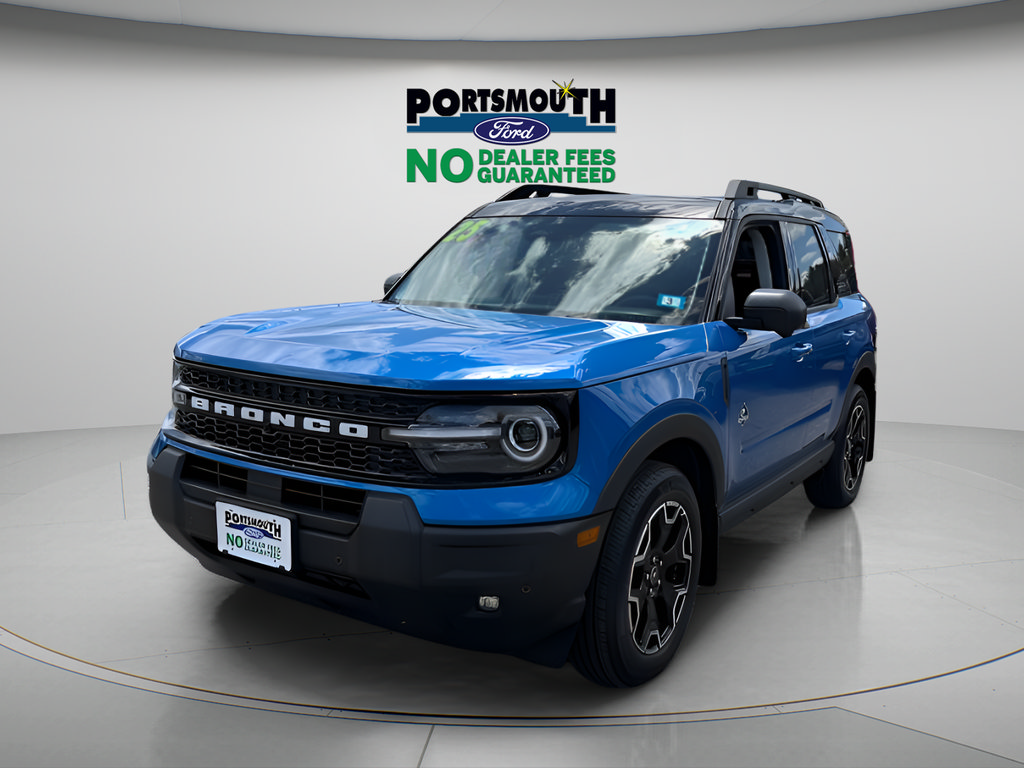 Used 2025 Ford Bronco Sport Outer Banks w/ Outer Banks Tech Package+ AWD/4WD image 16