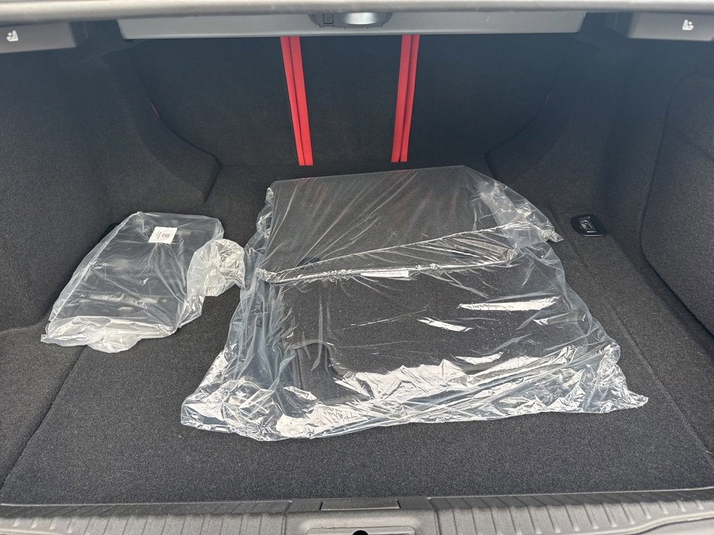 New 2024 Alfa Romeo Giulia Quadrifoglio image 17