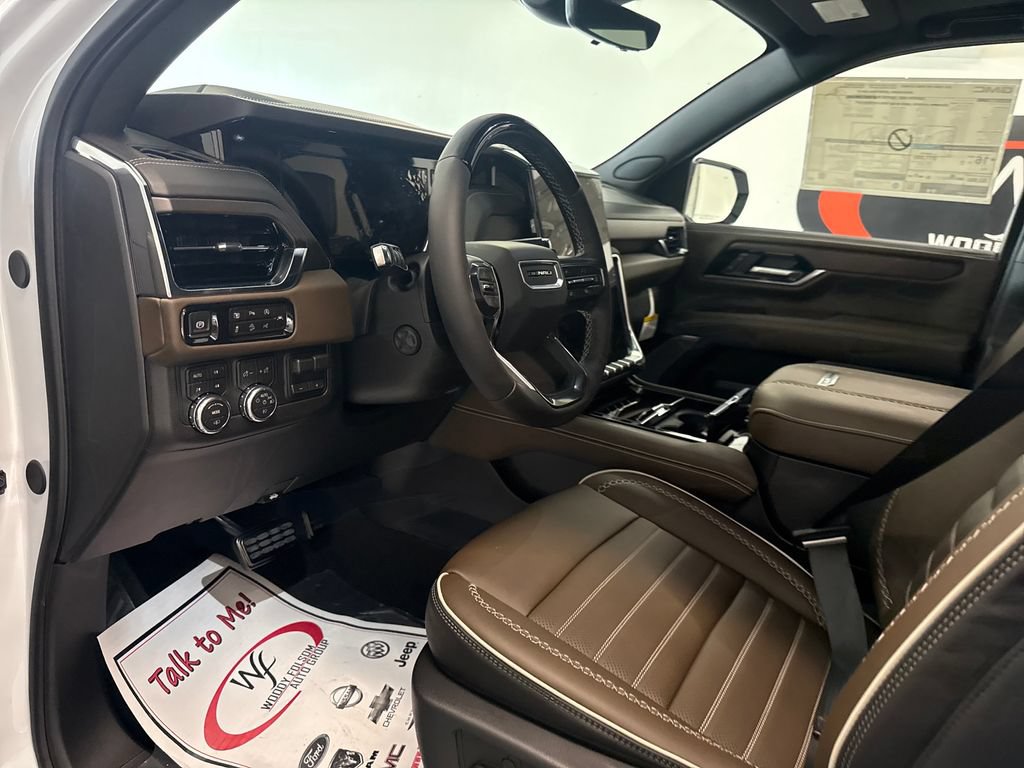 New 2026 GMC Yukon Denali Ultimate AWD/4WD image 14