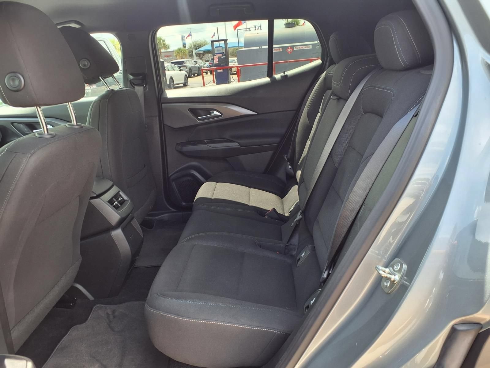 Used 2026 Chevrolet Equinox EV LT FWD image 18