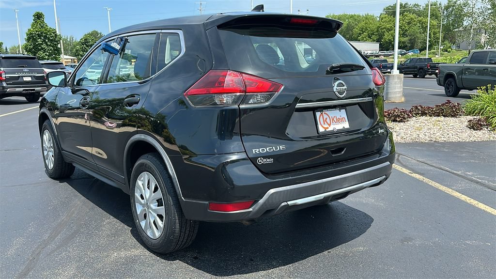 Used 2018 Nissan Rogue S AWD/4WD image 6
