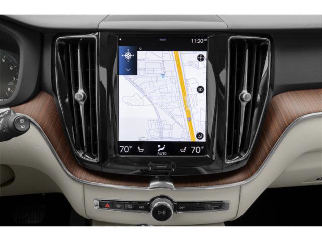 Used 2021 Volvo XC60 T5 Momentum w/ Premium Package FWD image 14