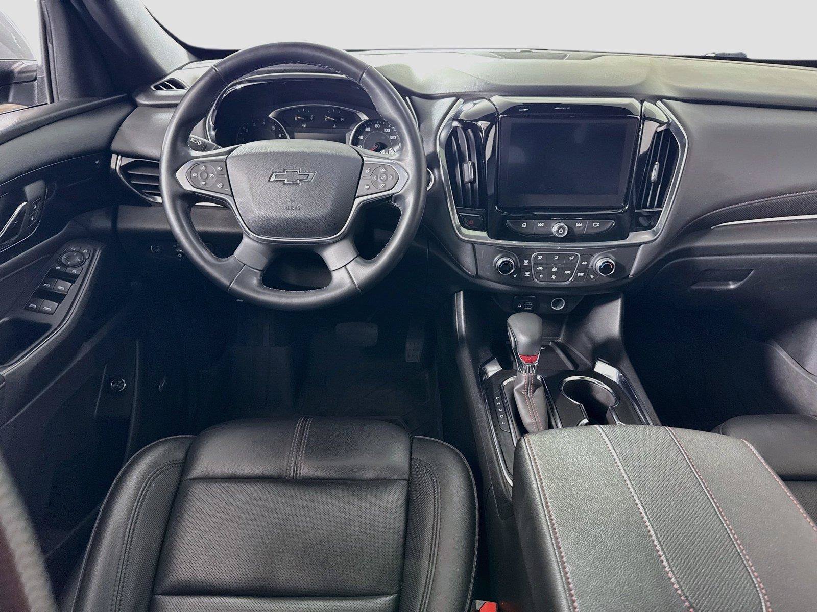 Used 2023 Chevrolet Traverse RS AWD/4WD image 2