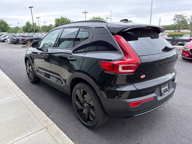 New 2026 Volvo XC40 B5 Ultra w/ Protection Package Premier AWD/4WD image 5