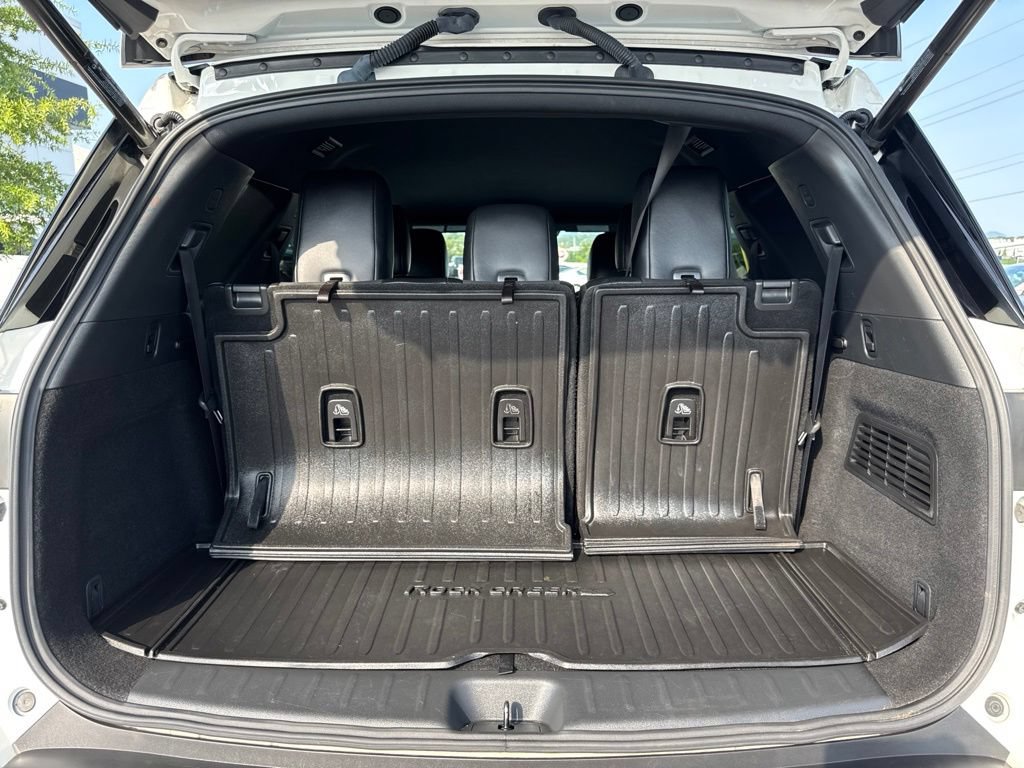 Used 2025 Nissan Pathfinder Rock Creek AWD/4WD image 28