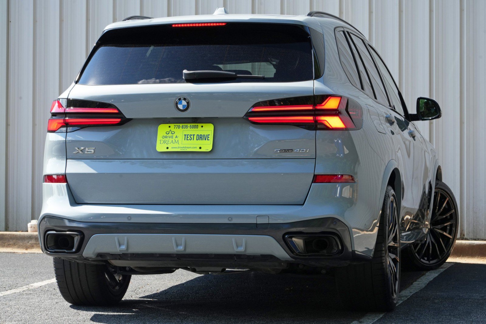 Used 2024 BMW X5 sDrive40i w/ M Sport Package RWD image 5
