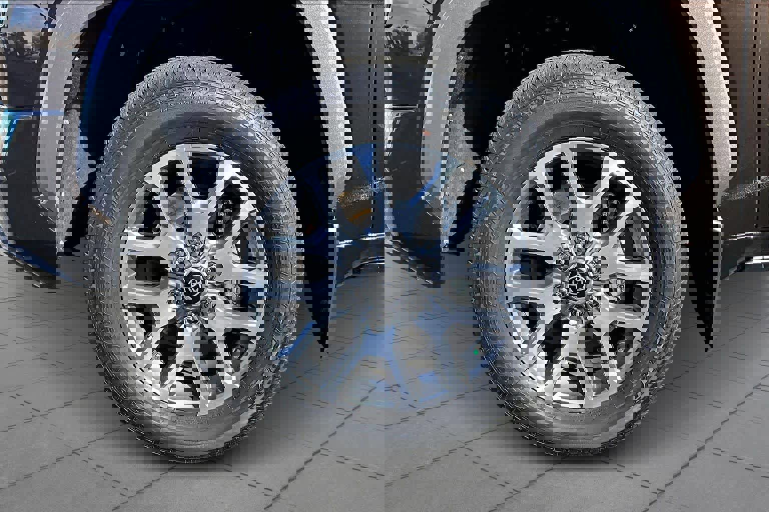 Used 2024 Toyota Tundra 1794 Edition image 9