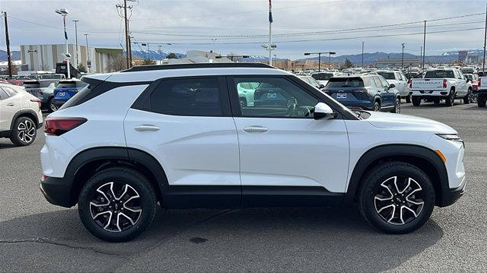 New 2026 Chevrolet TrailBlazer ACTIV w/ Convenience Package image 4