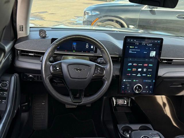 Used 2021 Ford Mustang Mach-E Premium image 6