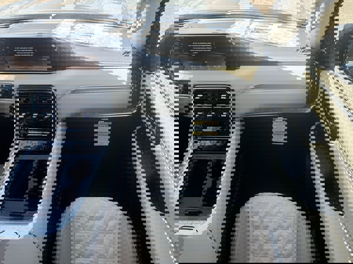 New 2026 Nissan Armada Platinum Reserve image 17