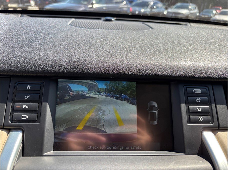Used 2019 Land Rover Discovery Sport HSE AWD/4WD image 33
