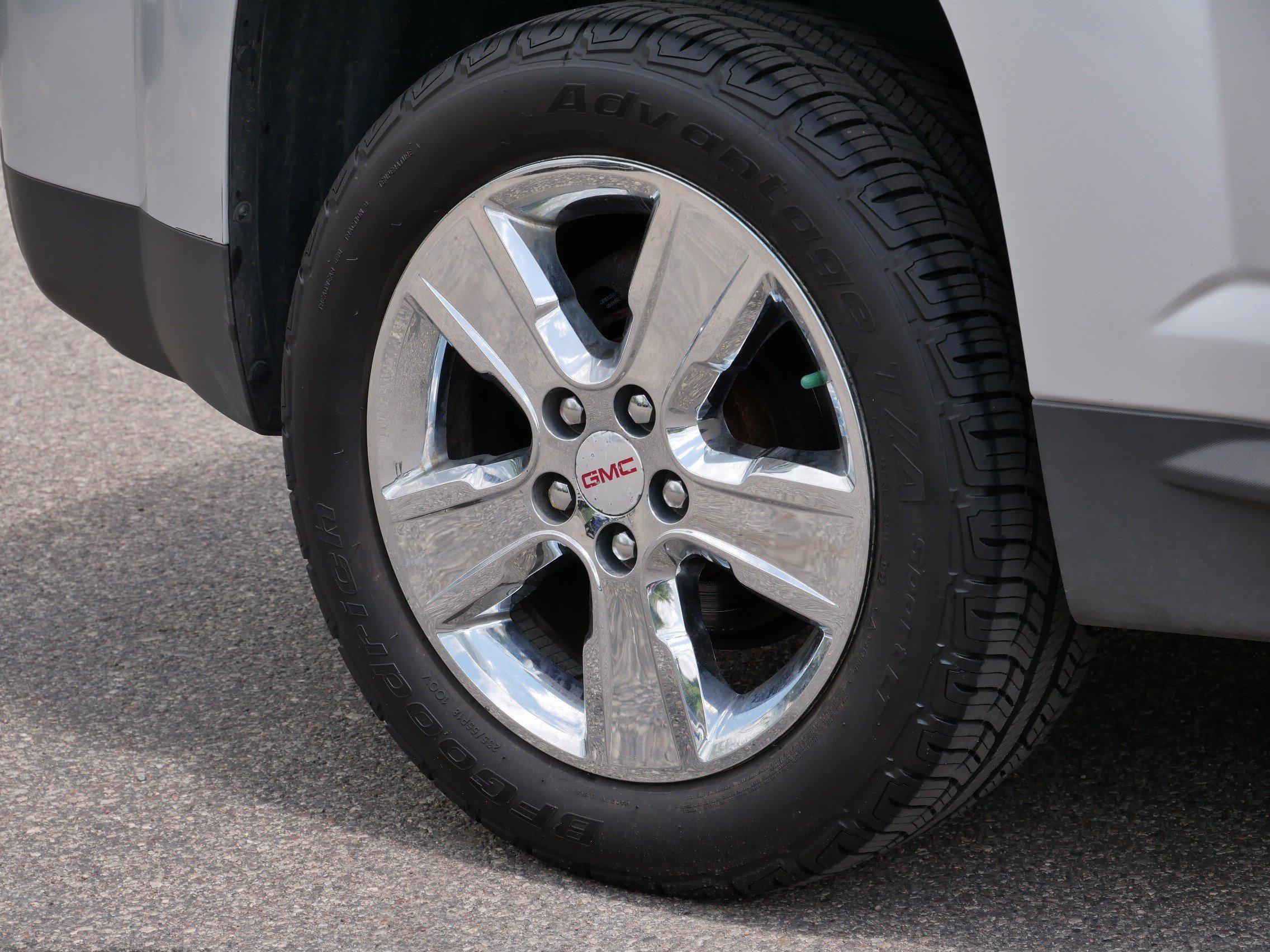Used 2014 GMC Terrain SLE w/ Chrome Package AWD/4WD image 15