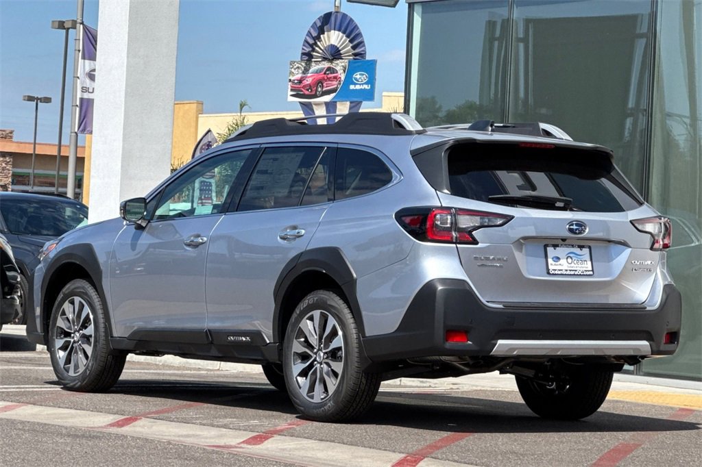 New 2025 Subaru Outback Touring XT image 7