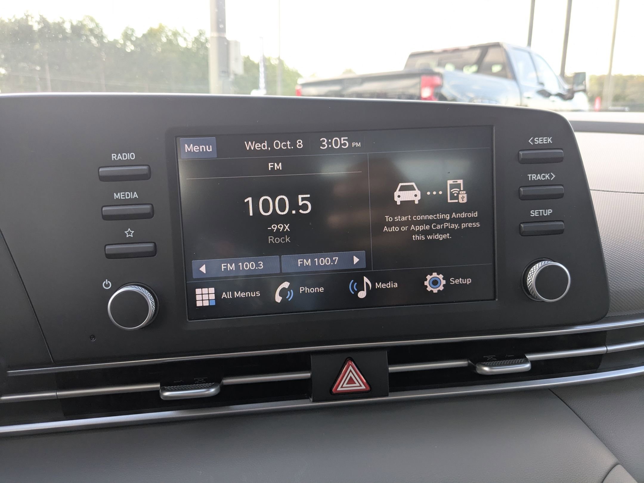 Used 2025 Hyundai Elantra SE image 16